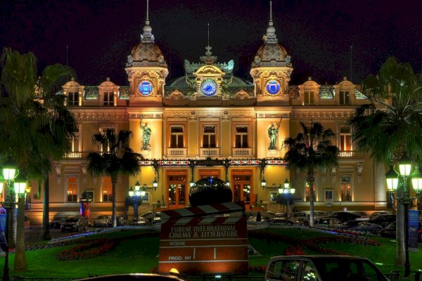 Ophorus Tours - Casino Lights & City Views: Monaco Night Tour from Cannes
