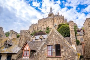 Ophorus Blog - Normandy Travel Guide: D-Day Beaches, Countryside & Day Trips from Paris or Bayeux (2026)