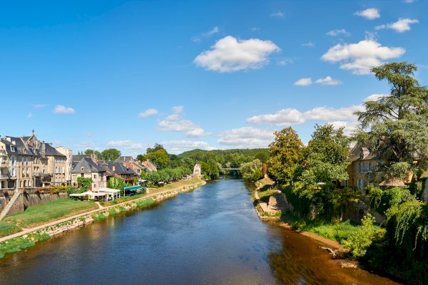 Ophorus Tours - Explore Dordogne's Beauty: 5 Days with a Small Group based in Sarlat
